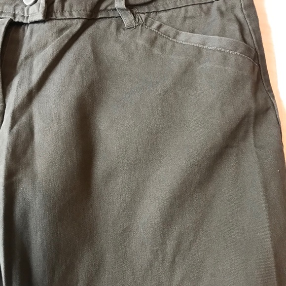 The Limited Army Green Capris - Picture 2 of 4